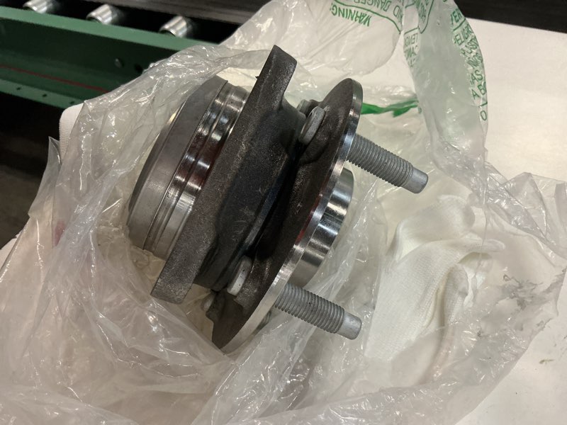 Condition photo showing As Is for autoround front wheel hub and bearing assembly 513190 fit for chevy equinox 2005, saturn vue 2002-2007, pontiac torrent 2006 5 lug non-abs