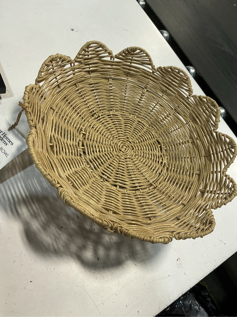 Condition photo showing New/Like New for better homes & gardens rattan bowl