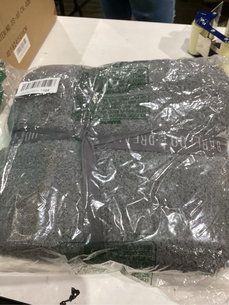 Condition photo showing Good Condition for Barefoot Dreams CozyChic Throw Graphite One Size