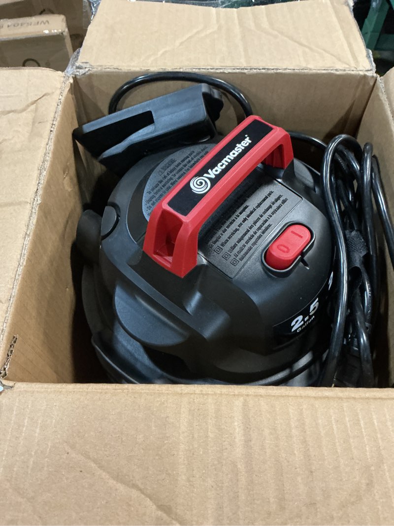 Condition photo showing Good Condition for vacmaster 2.5-gallon* 2 peak hp wall mountable wet/dry vacuum – vom205p 1101