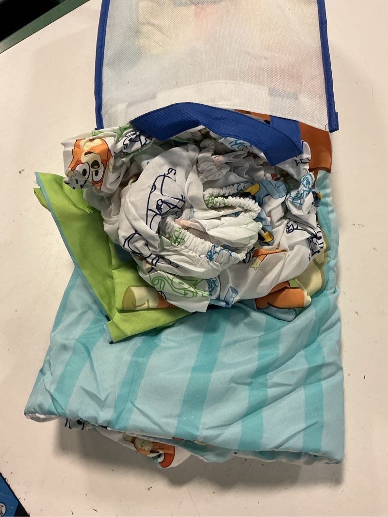Condition photo showing Good Condition for bluey 3pc toddler bed set w/print tote bag - bluey and family standard