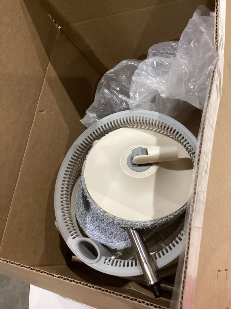 Condition photo showing As Is for moosoo spin mop