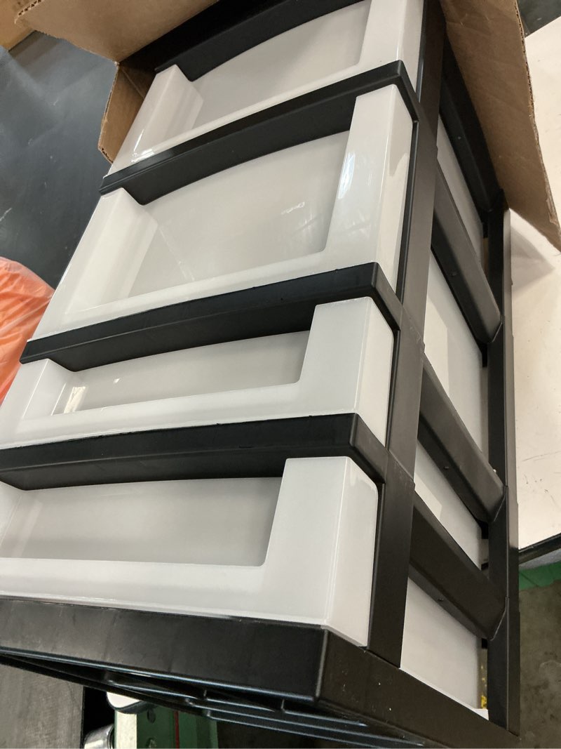 https://lotting-media.assets.bidfta.com/lotting_70b72c6d-006f-46ec-bbed-314bc06ce3a9
