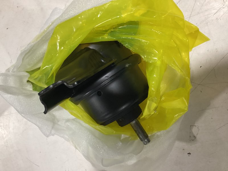 Condition photo showing Good Condition for engine motor mount no.218103k400 - car right engine mounting - for hyundai sonata 2008-2010 1 pc
