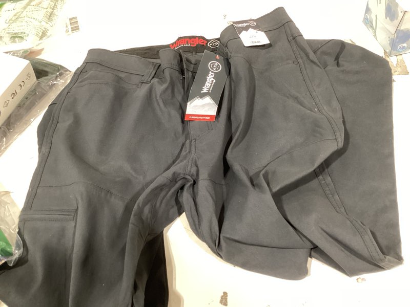 Condition photo showing Good Condition for similiar product  grayatg men's cliffside utility synthetic pant 36w x 32l blue nights