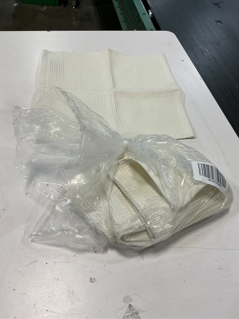 Condition photo showing Good Condition for turkish waffle terry washcloth (set of 4)
