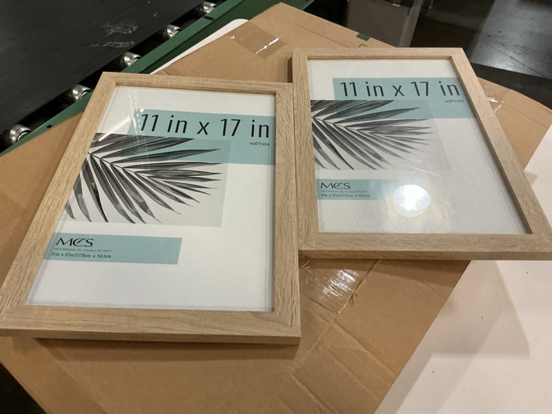 Condition photo showing Good Condition for mcs studio gallery 11x17 picture frame natural woodgrain, rectangle photo frame for photos, posters & art prints (2-pack)