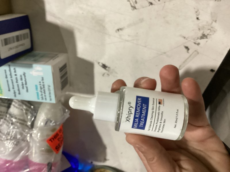 Condition photo showing New/Like New for milia remover for face, milia bump remover under eye, spot treatment serum with salicylic acid, milia acne cream 30ml