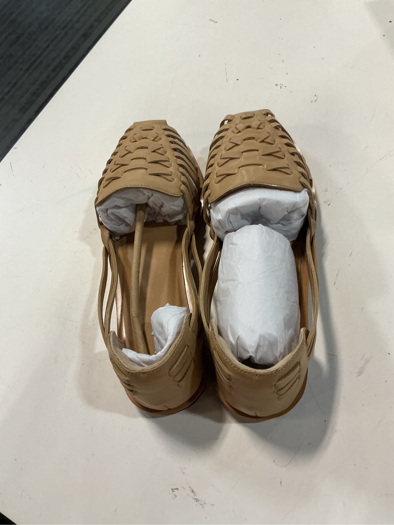Condition photo showing Good Condition for 100% leather huarache flat size 9 cashew