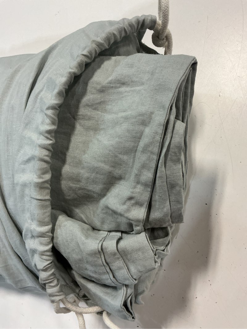 Condition photo showing Good Condition for quince european linen duvet cover set in willowleaf king