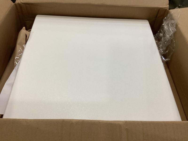 https://lotting-media.assets.bidfta.com/lotting_70d24e33-aad1-419f-b5de-833ed917ae21