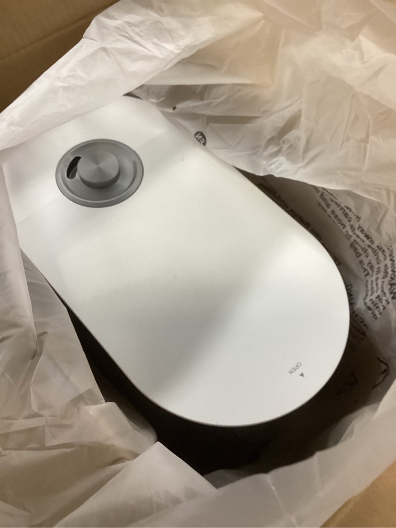 Condition photo showing Good Condition for Dreo 6L Humidifier Large Room, Warm & Cool Mist Humidifiers for Bedroom, 60H Runtime, 12H Timer, Top Fill, Humidity Indicator Light, Baby, Plants, Easy Clean, HM713 White