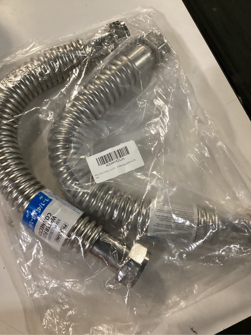 Condition photo showing New/Like New for procuru 2-pack 1-1/4" fip x 18" stainless steel water heater flex connector, certified safe (6wff18-2p)