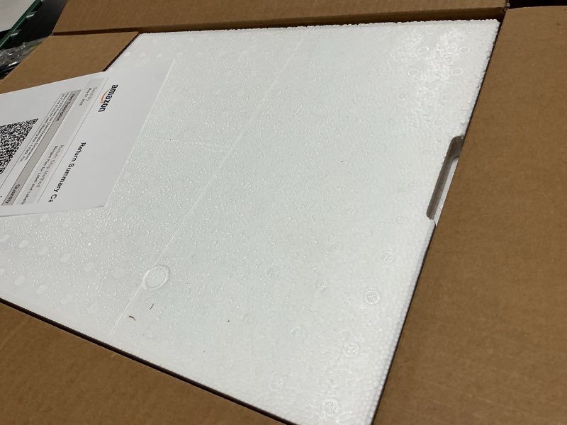 Condition photo showing Good Condition for robin ii eps foam ice chest (outside dimensions: 24.5”x14.5”x15.75”) with shipping box - 1 pack. protective, thermal, insulated, biodegradable, recyclable, shipping/storage, white, 208-001/002