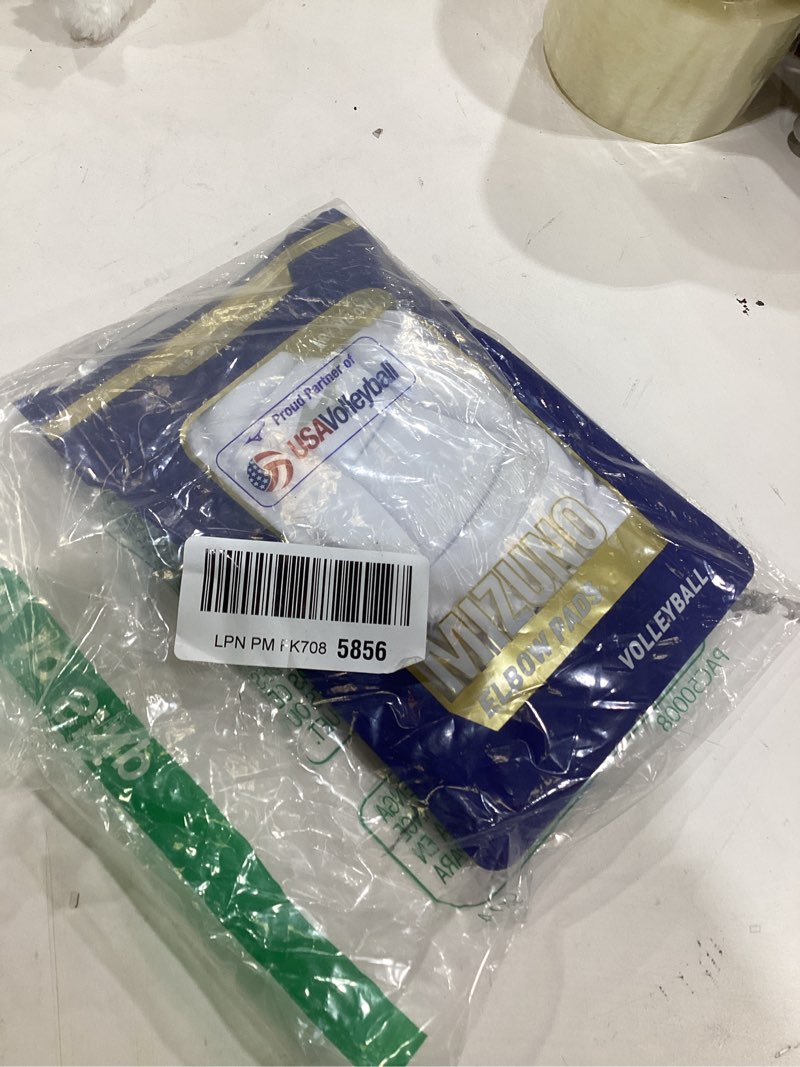 Condition photo showing New/Like New for Mizuno MZO Elbow Pads