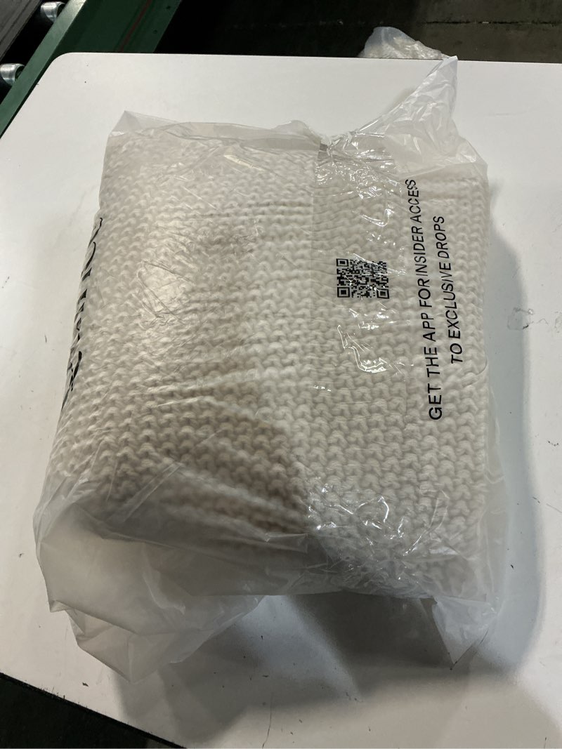 https://lotting-media.assets.bidfta.com/lotting_70ef1d06-7ad8-4578-ac5a-457c7365dcea