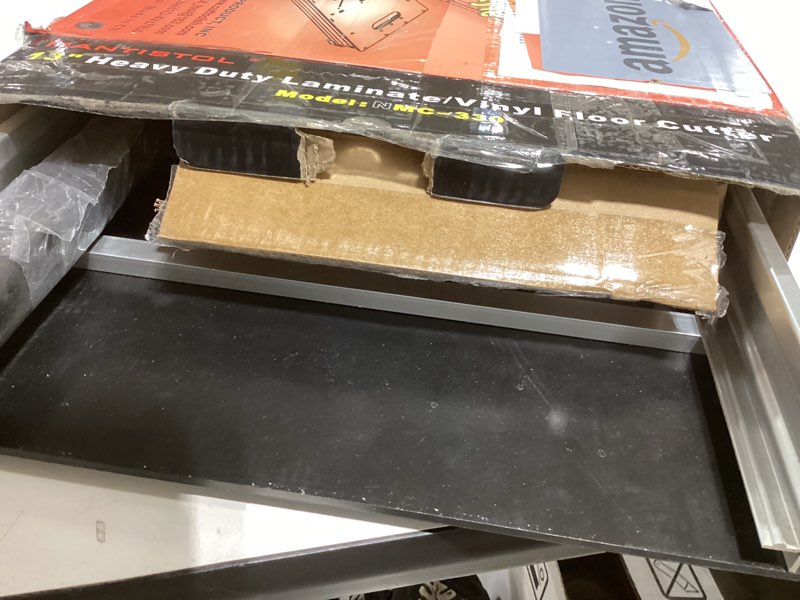 Condition photo showing Good Condition for 13" pro laminate/vinyl floor cutter with floor installation kit, 15°/30°/ 45° instant cuts in one step, cuts laminate floor, engineer wood, lvp/t, vct, spc, wpc, siding & more; black 5 deal!
