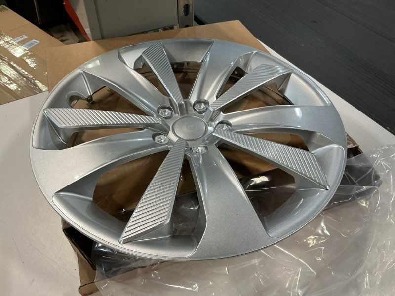 Condition photo showing Good Condition for For Subaru Impreza 2017-2023 16in Silver Hubcaps Wheel Cover Hub Cap 28811FL010