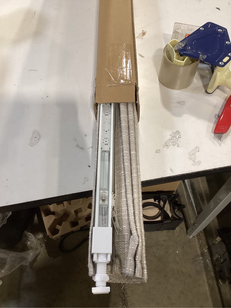 Condition photo showing Good Condition for No Tools No Drill Cordless Roman Shades for Indoor Windows 100% Blackout, for Window Size 22" W × 48" H Beige Beige 22" W × 48" H