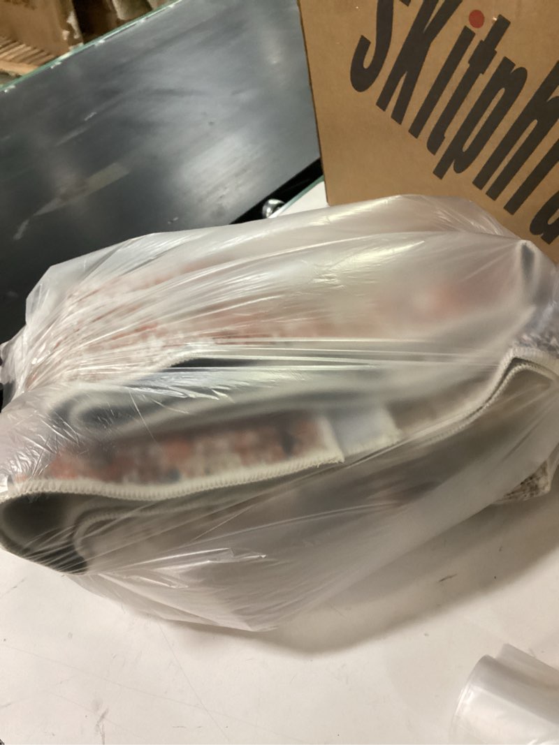 https://lotting-media.assets.bidfta.com/lotting_7103563c-62cb-4dab-92c6-5efc380a0fff
