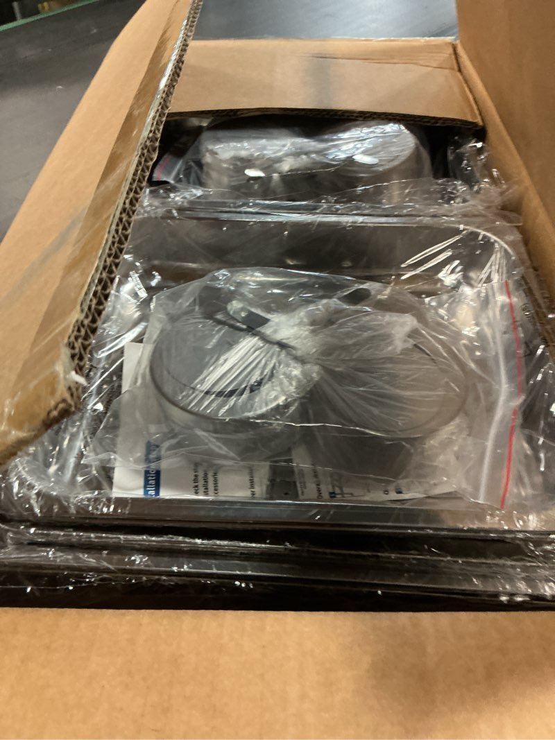 Condition photo showing New/Like New for Chafing Dishes for Buffet 2 Pack, [Elegant Gold and Silver] Stainless Steel Chafing Dish Buffet Set, 9QT No-Finger Cut Roll Edge Chafers and Buffet Warmers Sets for Party (Gold 1/2 Panx2) 2Pack (1/2 Panx2) Gold