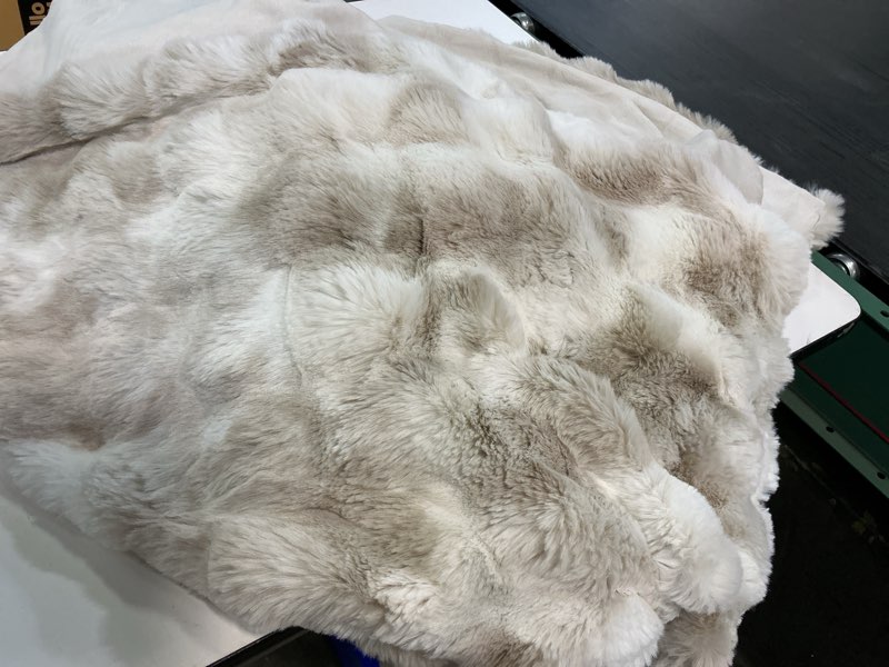 Condition photo showing Good Condition for Faux Fur Throw Blanket 50x60 Inches, 800GSM Soft Plush Thick Bubble Blanket for Couch and Bed, Fuzzy Soft Tie-Dye Brown Faux Rabbit Fur Blanket for Sofa Living Room Bedroom Tie-dye Brown 50x60 Inches