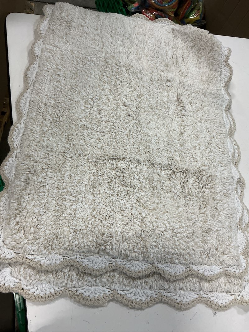 Condition photo showing Good Condition for laura ashley heathered crochet border 100% cotton 17"x24" / 20"x32" 2-piece skid-resistant bath rug set, taupe sandshell
