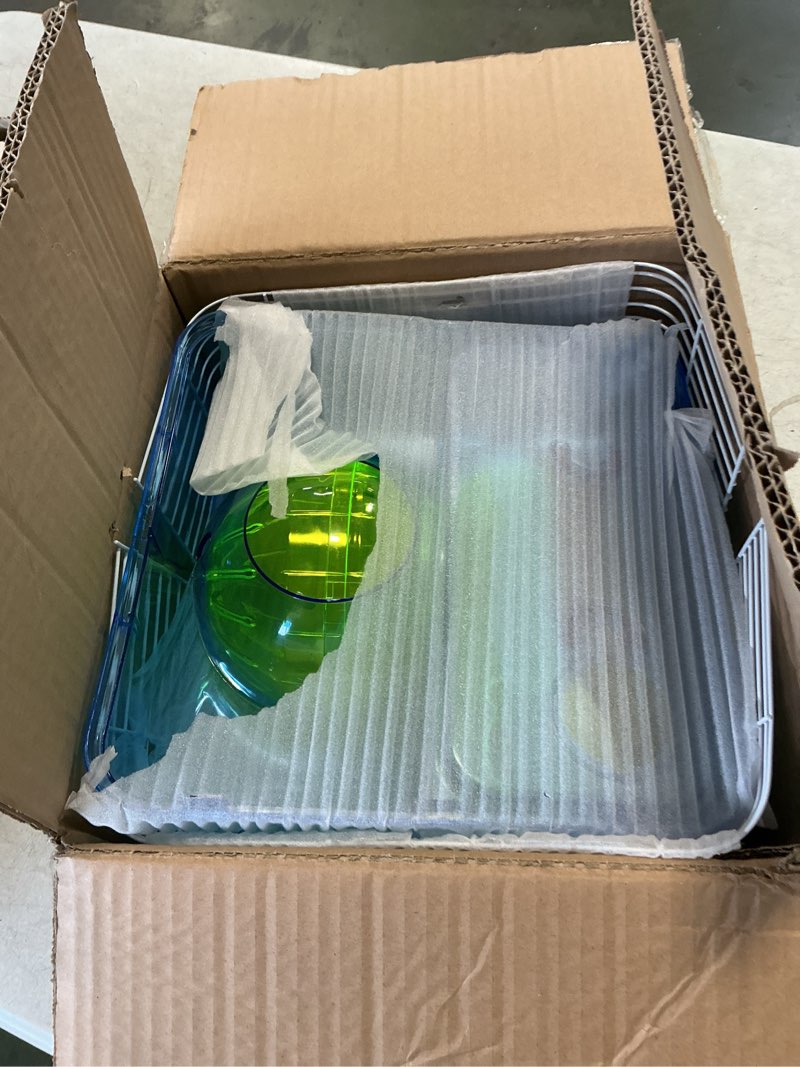 Condition photo showing New/Like New for H1010 Hamster Habitat Cage with Accessories