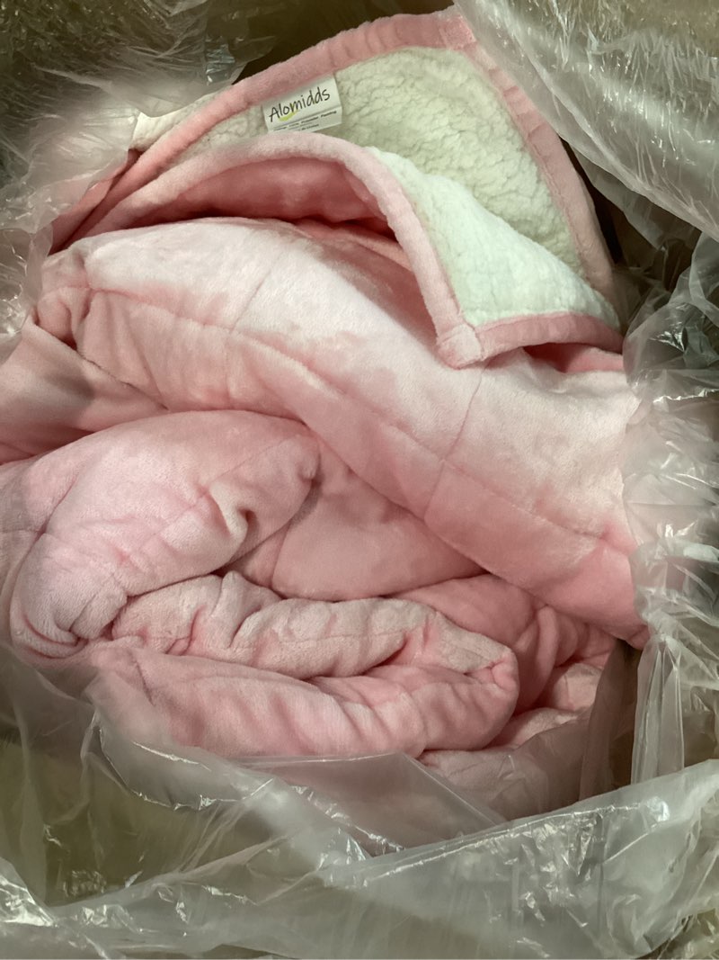 Condition photo showing Good Condition for Alomidds Weighted Blanket Queen Size 20lbs 60 x 80 inches,Adult Weighted Blankets with Soft Plush Fleece,Fluffy Thick Warm Sherpa & Cozy Flannel Microfiber Heavy Blanket for Sofa Bed,Pink A(pink) 60"x80" 20LBS