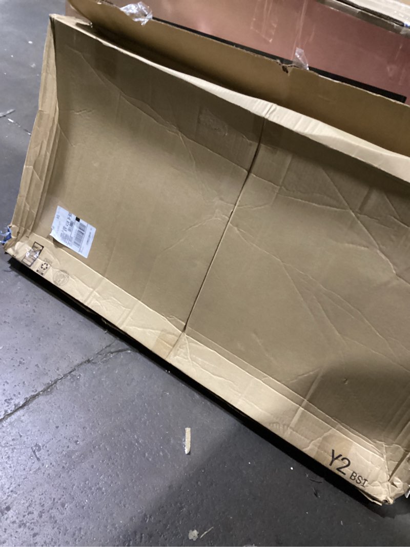 https://lotting-media.assets.bidfta.com/lotting_712af392-27f4-4174-bed4-72cef8a71740