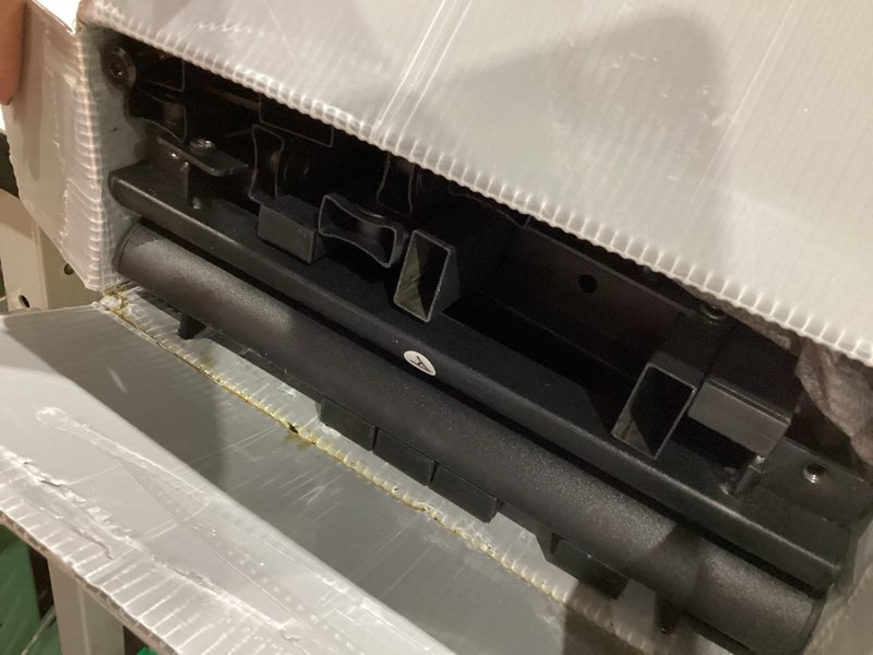 Condition photo showing Good Condition for uomeur 9 inch twin box spring heavy duty metal mattress foundation with fabric cover, easy assembly