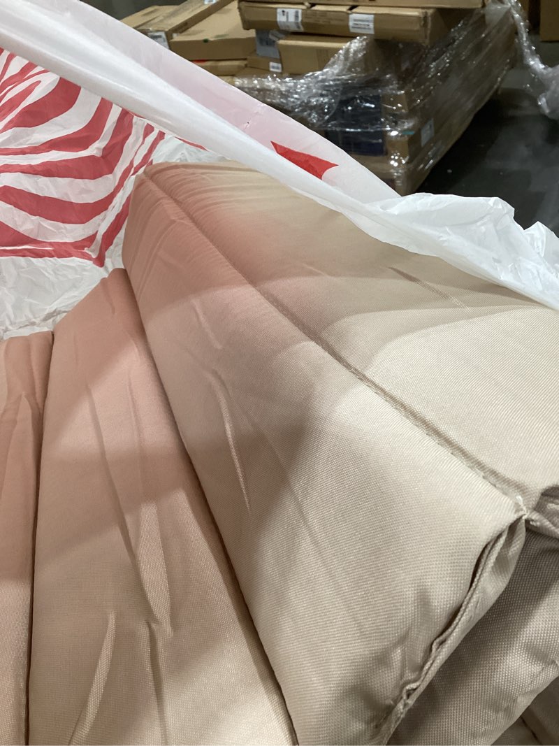 Condition photo showing Good Condition for Beige cushion