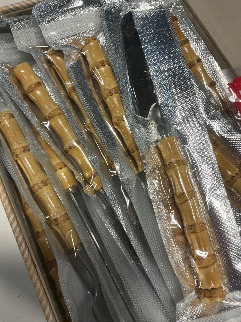 Condition photo showing Good Condition for makingtec bamboo silverware set natural bamboo flatware set hand crafted bamboo cutlery utensils (4 sets, 20 cutlery pieces, silver)