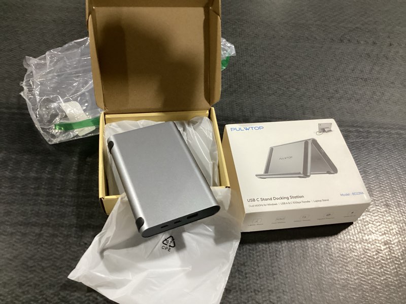 USB C Docking Station Dual Monitor, PULWTOP Laptop Dock for Windows, Laptop Docking Staion Stand wit