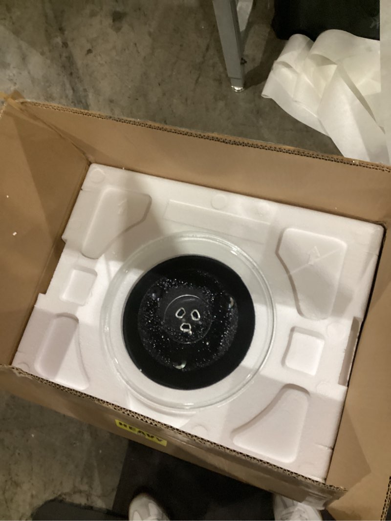 Condition photo showing Good Condition for sharp countertop microwave oven with removable 12.4" carousel turntable, 1000 watt, 1.1 cubic feet, black