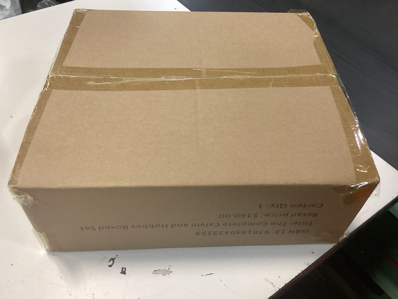 Condition photo showing New/Like New for the complete calvin and hobbes [box set]