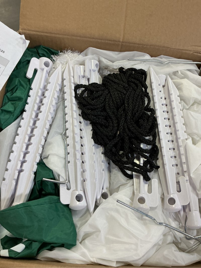 Condition photo showing Good Condition for 16-Foot Inflatable Polar Bear Mother and Cub with Moving Head and Lightshow