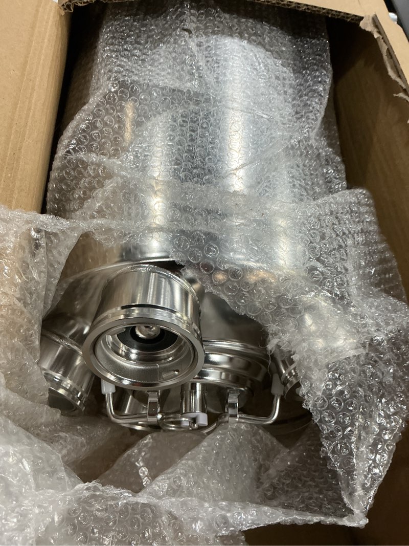 Condition photo showing New/Like New for Howaoo 5 Gallon/19L Keg Line Cleaning Kit with 4D Coupler, 304 Stainless Steel Beer Line Cleaner for Kegerators 5 Gallon Cleaning Keg