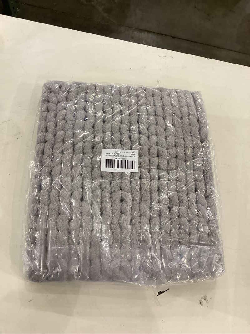 Condition photo showing New/Like New for DEXI Bathroom Rugs 17x30, Non Slip Washable Bath Mat, Luxury Chenille Super Absorbent Thick Bathmats for Shower Floor, Plush Fluffy Shaggy Carpet for Tub, Light Grey