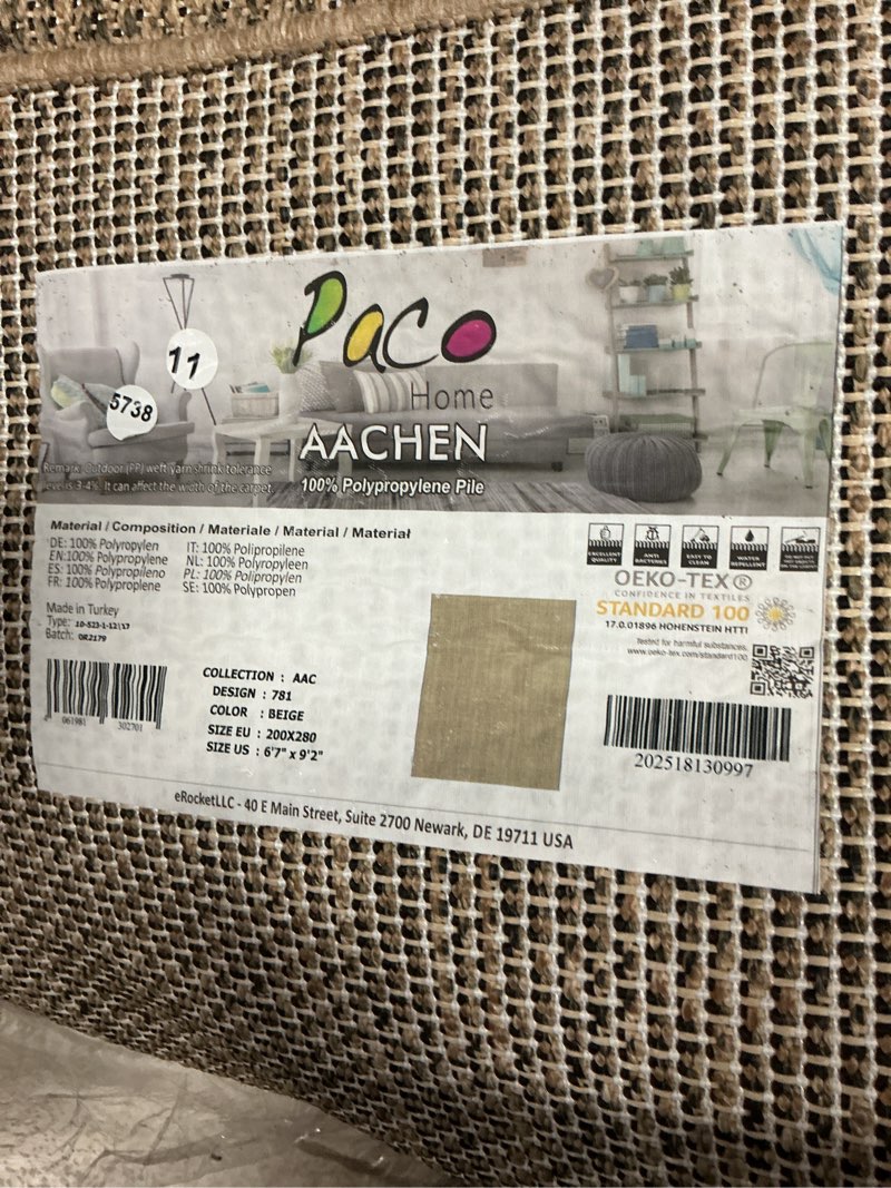 rug 781 beige 6'7" x 9'2"