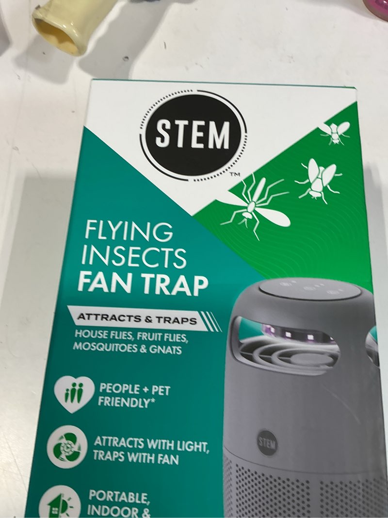 Condition photo showing New/Like New for stem flying insect trap
