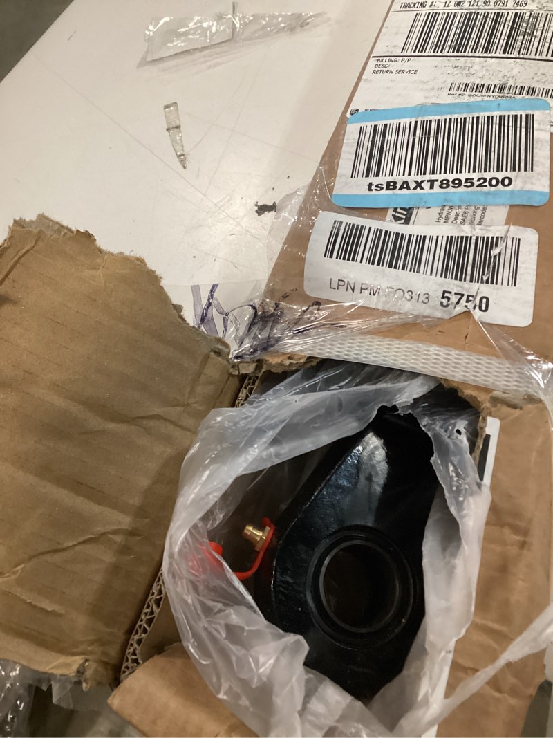 Condition photo showing Good Condition for kingway hydraulic double acting hydraulic cylinder - swivel eye universal hydraulic cylinder 2" bore, 8" stroke - 3000 psi, 8000 lbs push force, 4800 lbs pull force, sae#6 ports, 1" pin holes 2”x8"-wse