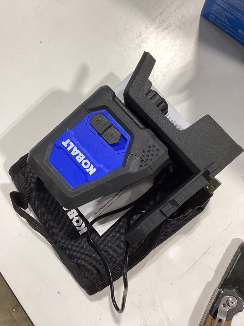 Condition photo showing Good Condition for kobalt 100-ft green self-leveling cross-line laser level kit