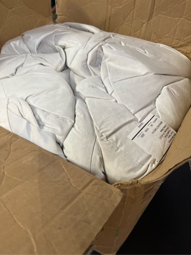 Condition photo showing Good Condition for premium down featherbed mattress topper, king/cal king, white
