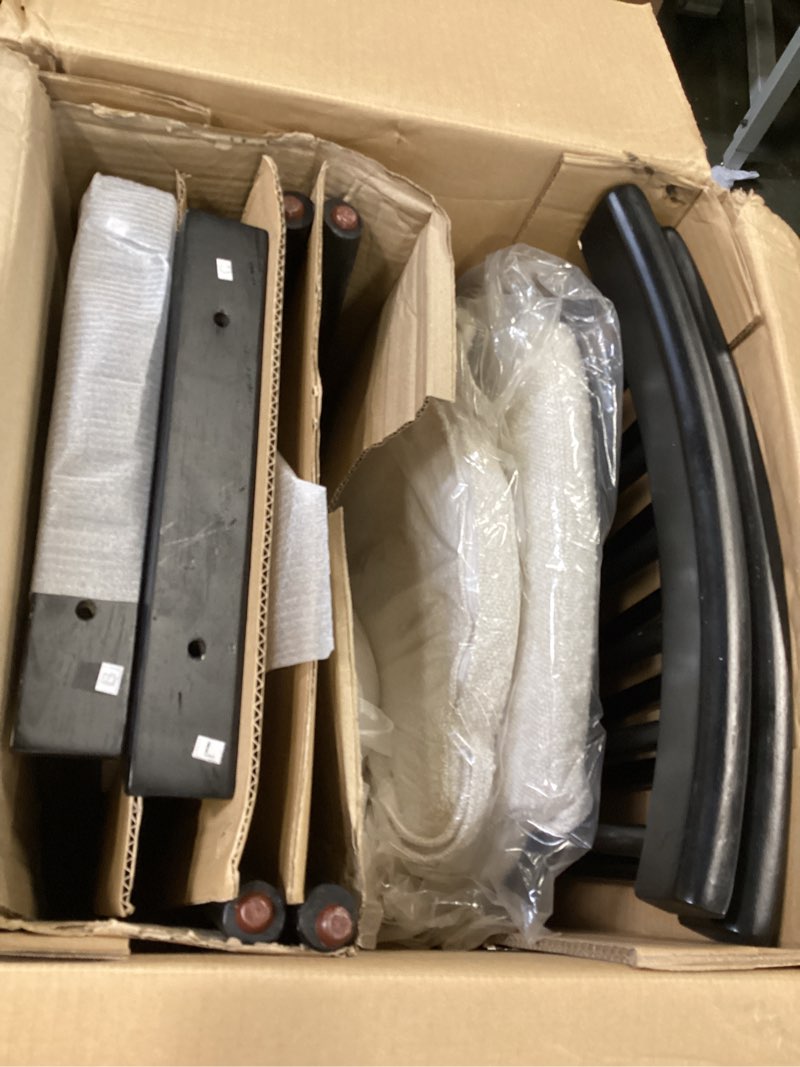 https://lotting-media.assets.bidfta.com/lotting_717d74a1-b46a-4013-85c5-38d13116fff7