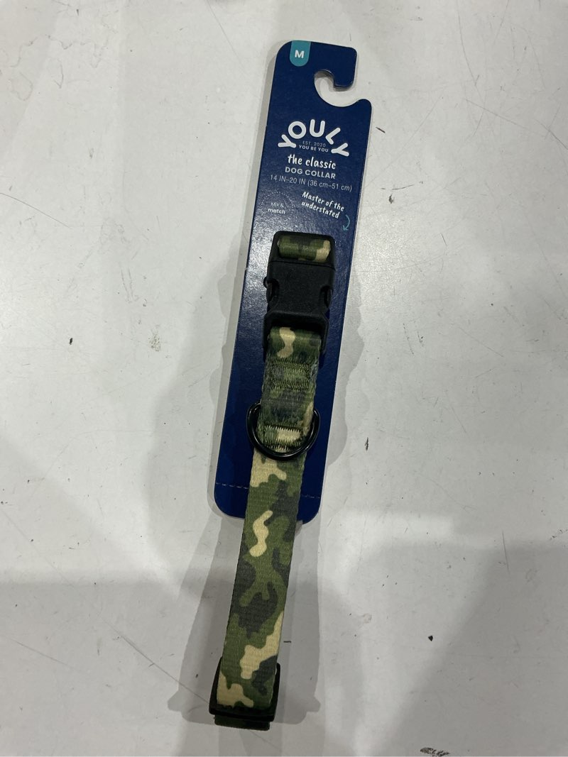 Condition photo showing New/Like New for youly multiple colors/finishes dog collar, medium