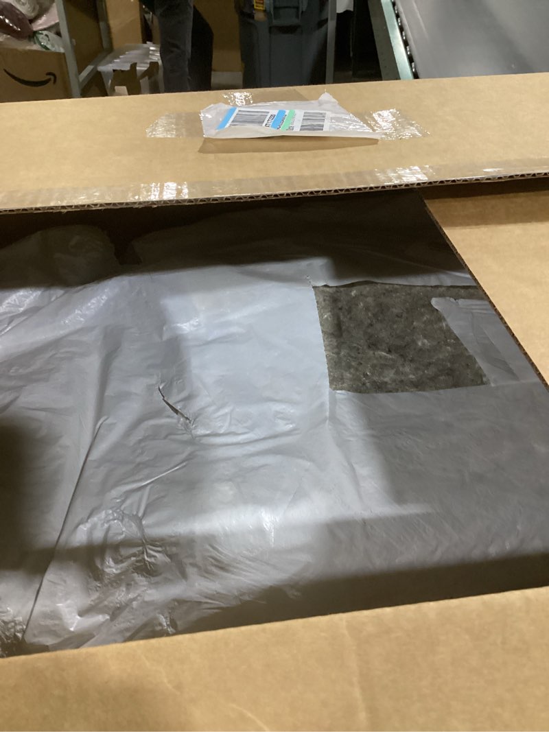 Condition photo showing Good Condition for Mohawk Home 6' x 9' 1/4 Rug Pad 100% Felt Protective Cushion, Premium Comfort Underfoot – Safe for All Floors 1/4 Inch Ultra Premium All Surface 6' x 9' (Rectangular)