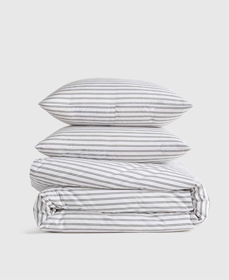 quince organic crisp percale duvet cover set king white/green 