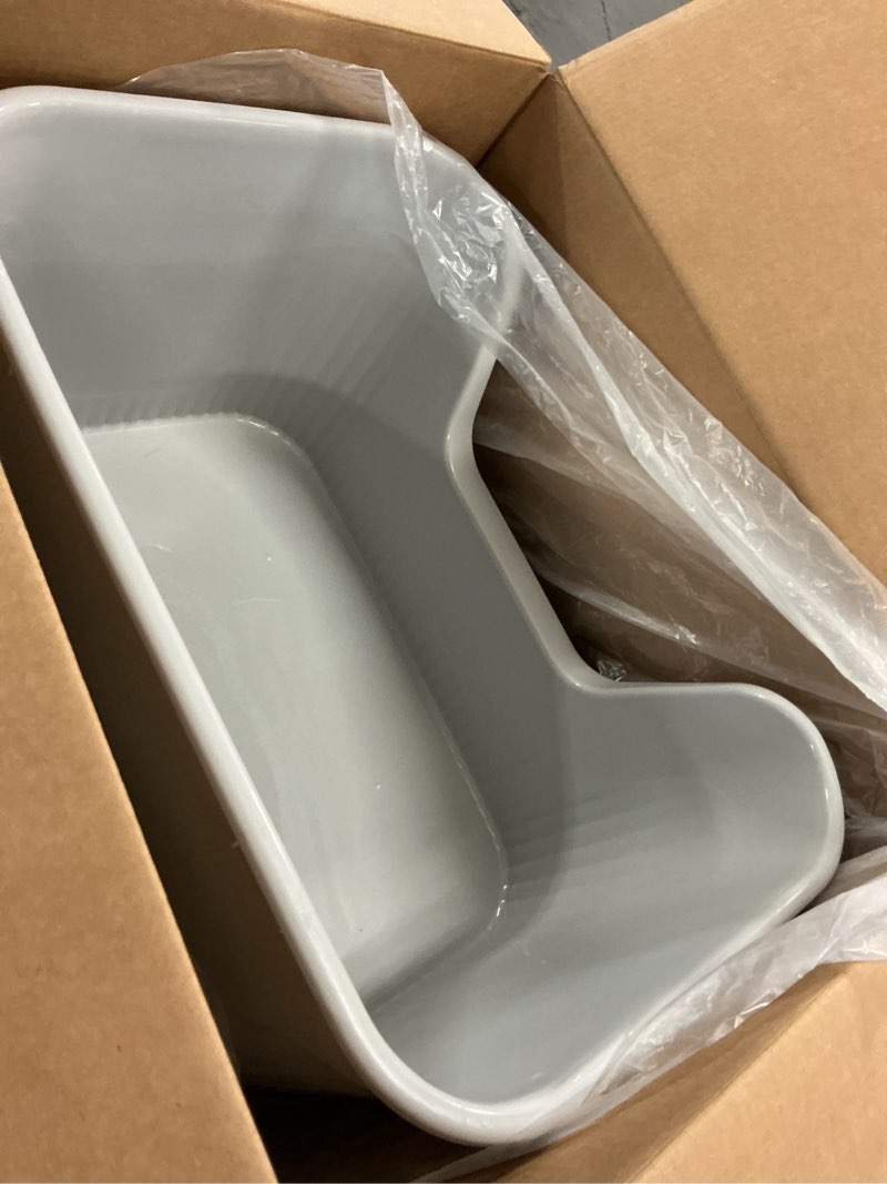 Condition photo showing As Is for extra large litter box with high sides 25.27" lx17.83 wx13.11 h,anti-splashing,tool-free assembly,multi kitty cat litter box,jumbo (grey)