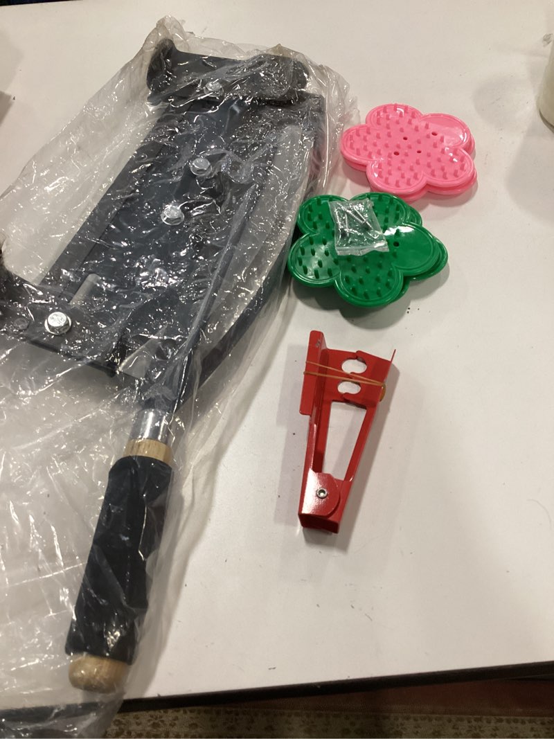 Condition photo showing New/Like New for Flower Stem Cutter,14 in carbon Steel Blade Fresh Flower Stem Cutters with Safety Latch for Florists,Gardening ?Flower Arrangements Include:Screws ×4, Thorn Stripper ×1 and Thorn Silicones×4